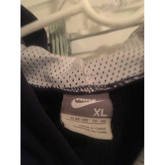 Nike Boys Active Wear Hoodie Sweatshirt Size XL Multicolor - Picture 3 of 4